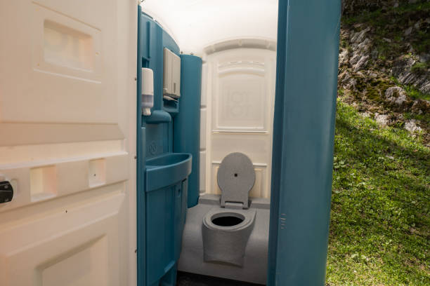 Portable Toilet Options We Offer in New Boston, OH